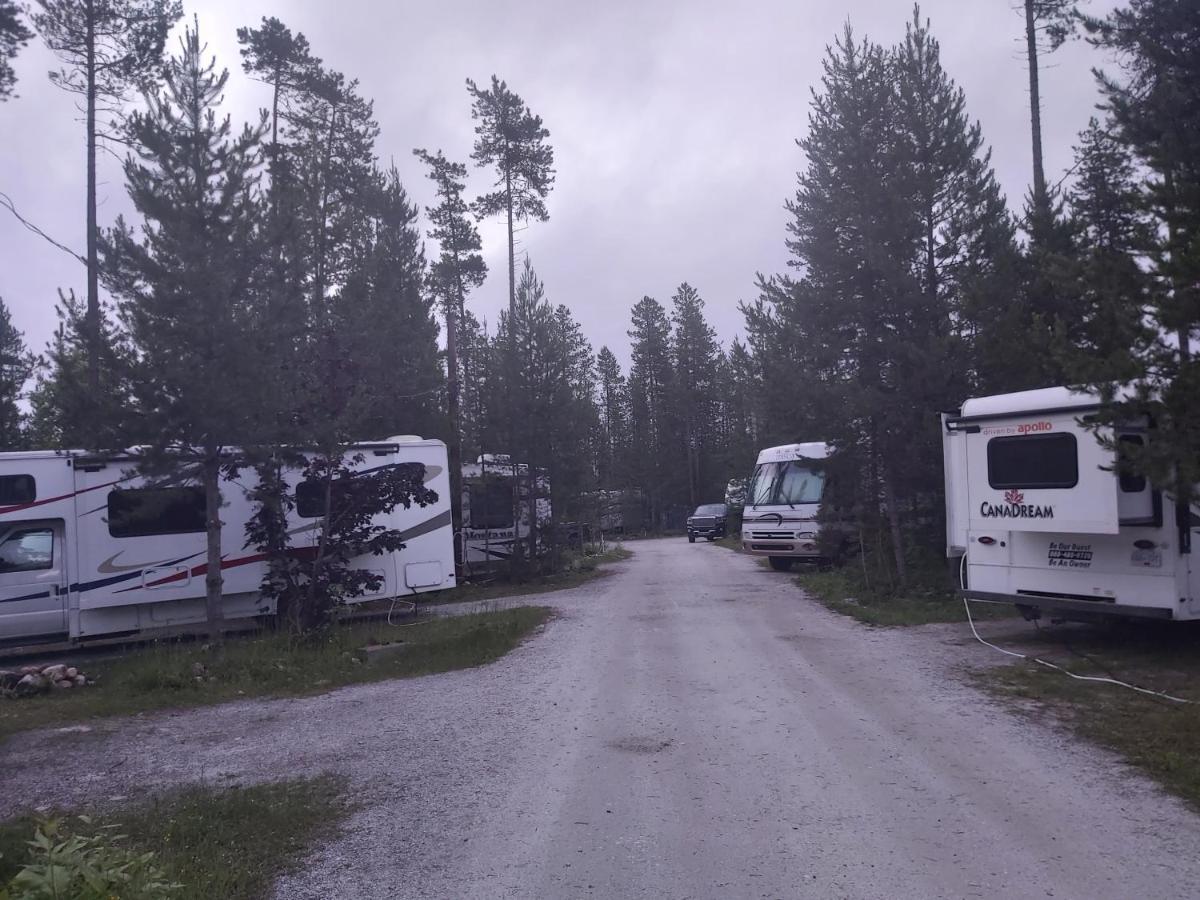 Blue River Cabins & Campgrounds Extérieur photo