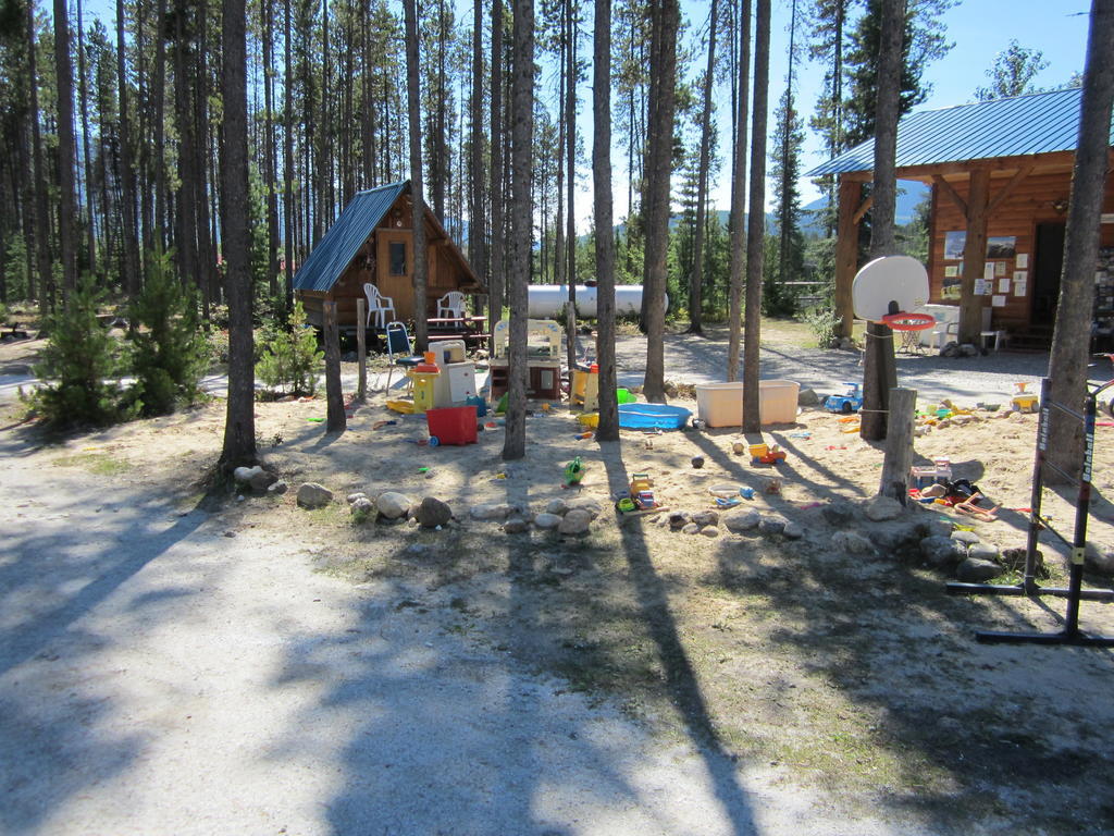 Blue River Cabins & Campgrounds Extérieur photo